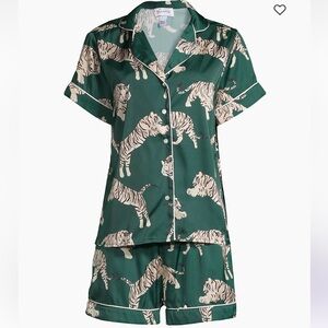 Averie Two-Piece Tiger Print Shorts Pajama Set NWT medium